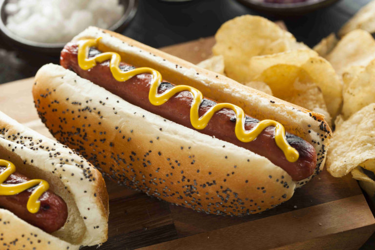 Deli-Restaurant-13-768x512